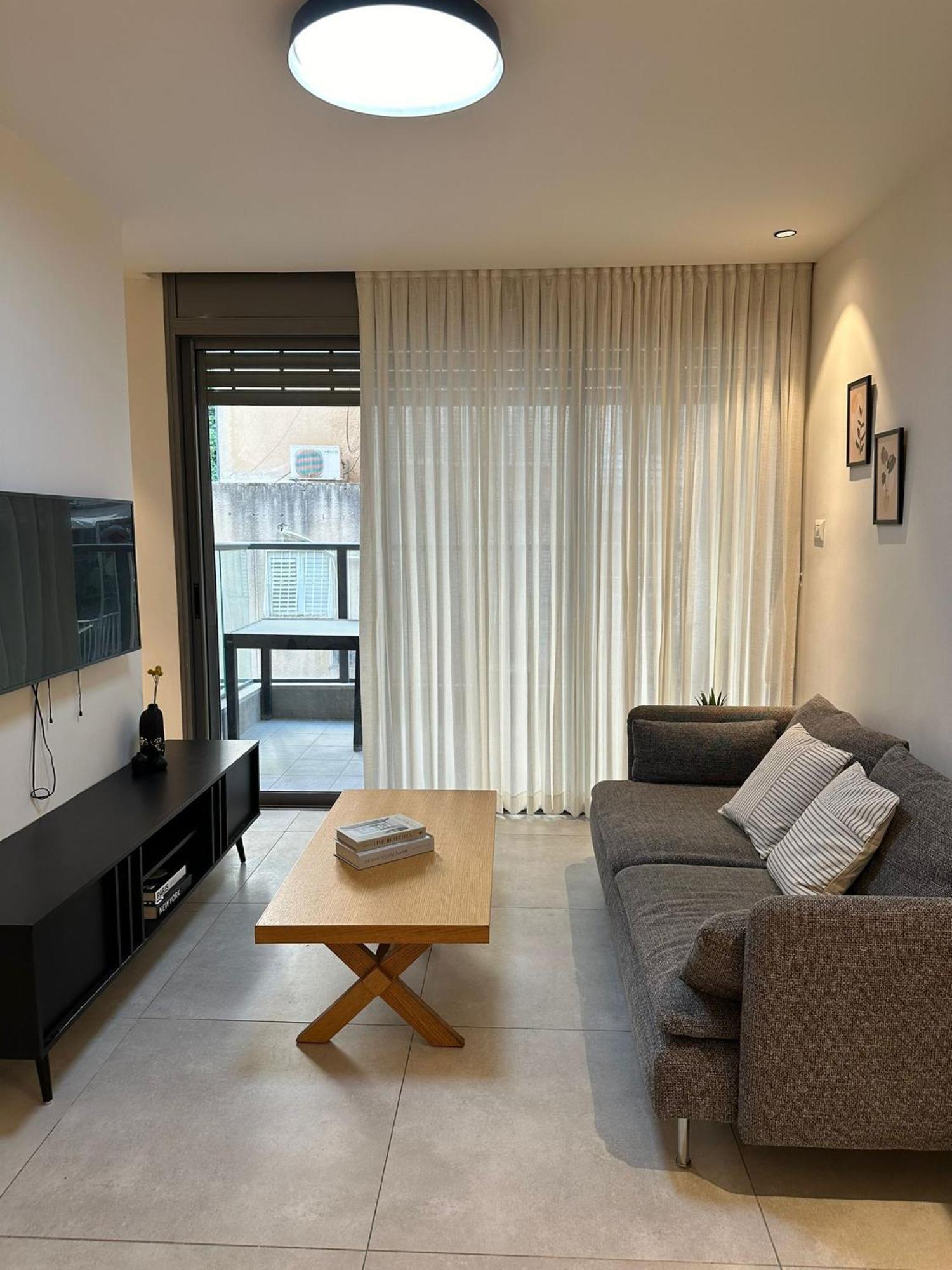 Family Apartment By Israpart Ramat Gan Exterior photo