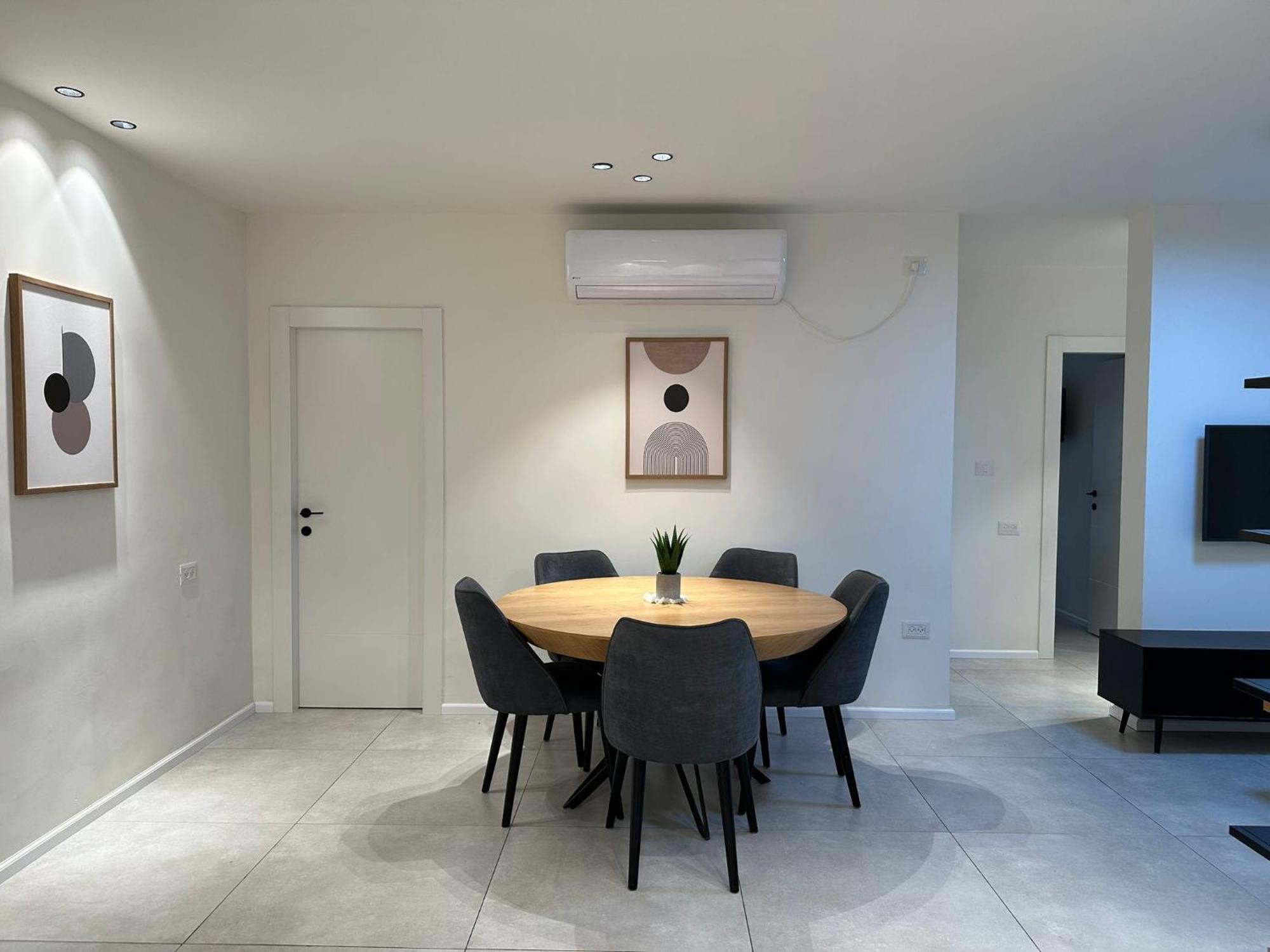Family Apartment By Israpart Ramat Gan Exterior photo